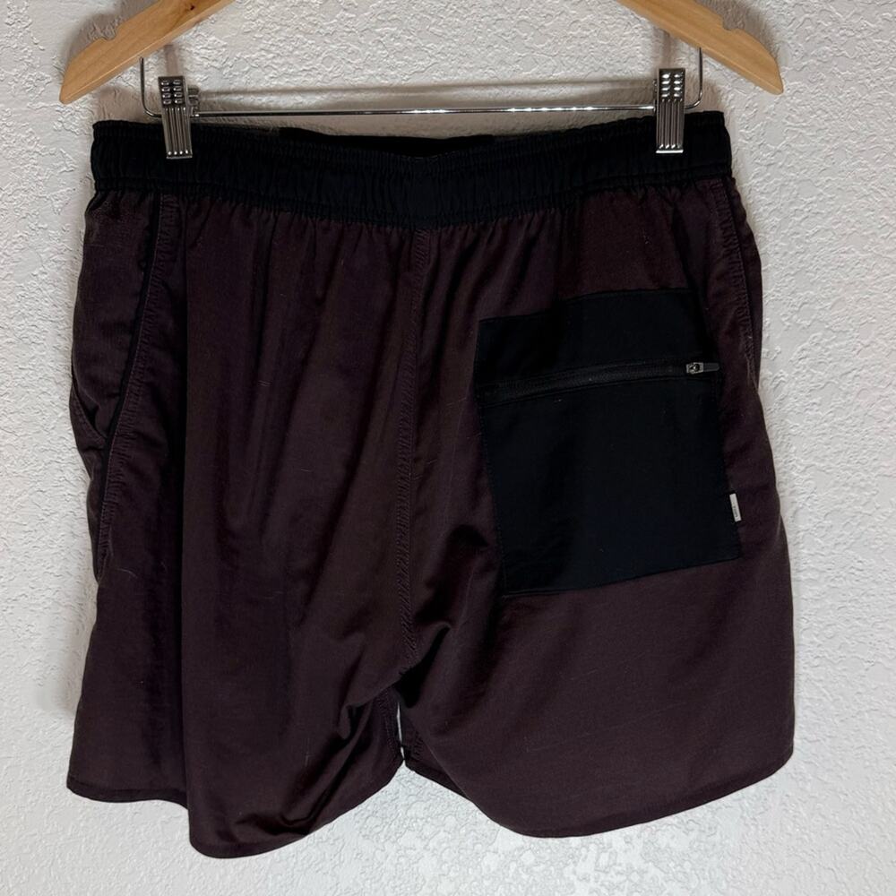 Vuori Athletic Lined Shorts Men’s Medium Activewear Athlesiure Active Casual - Picture 3 of 8